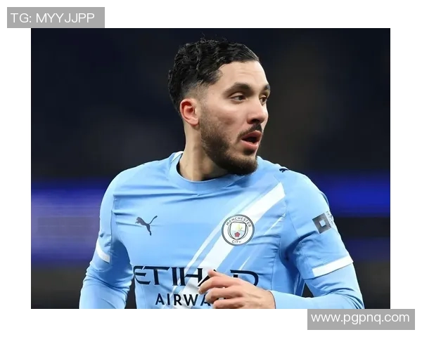 曼城在欧冠小组赛中表现出色，横扫对手跻身晋级行列