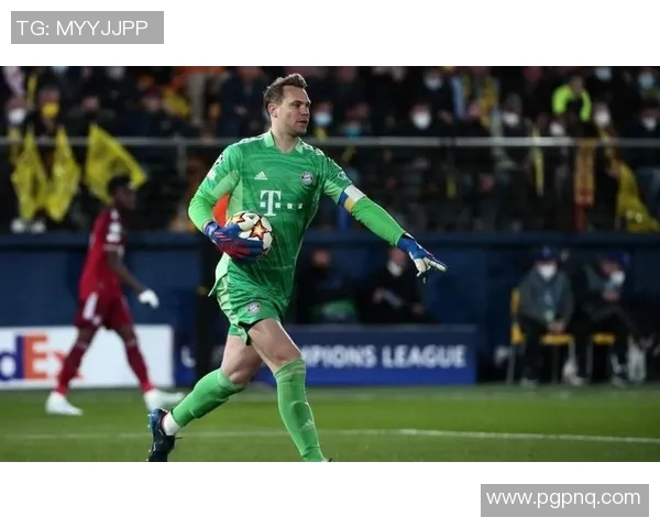 诺伊尔神勇扑救拜仁险胜保住关键三分