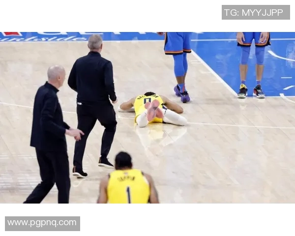 雄鹿球员膝伤缺阵：季后赛前景蒙上阴影